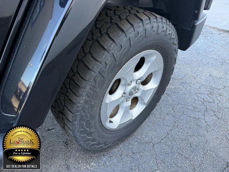 Jeep Wrangler Unlimited Vehicle Full-screen Gallery Image 18