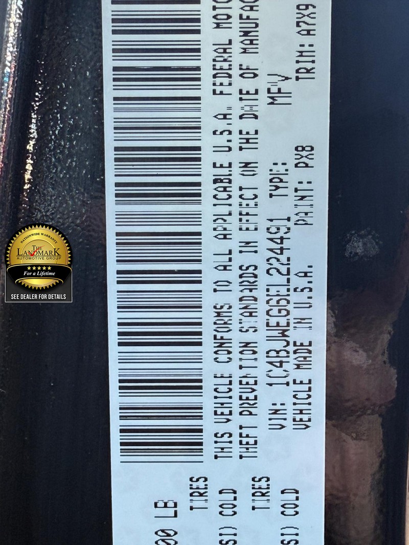 Jeep Wrangler Unlimited Vehicle Full-screen Gallery Image 19