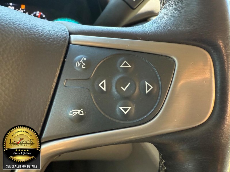 GMC Yukon XL Vehicle Full-screen Gallery Image 11