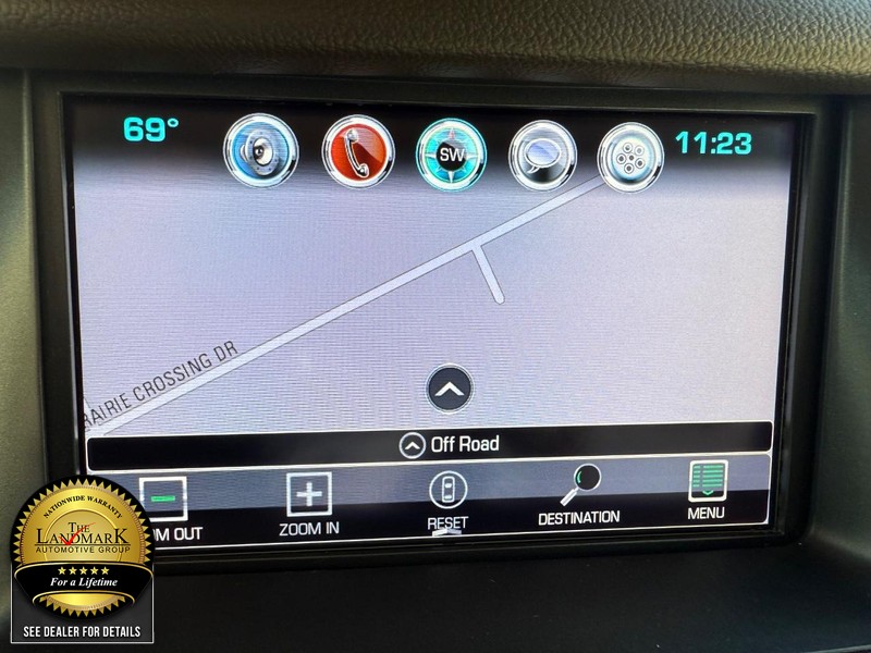 GMC Yukon XL Vehicle Full-screen Gallery Image 16