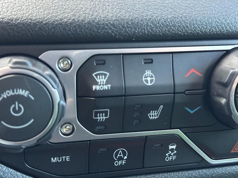 Jeep Gladiator Vehicle Full-screen Gallery Image 14