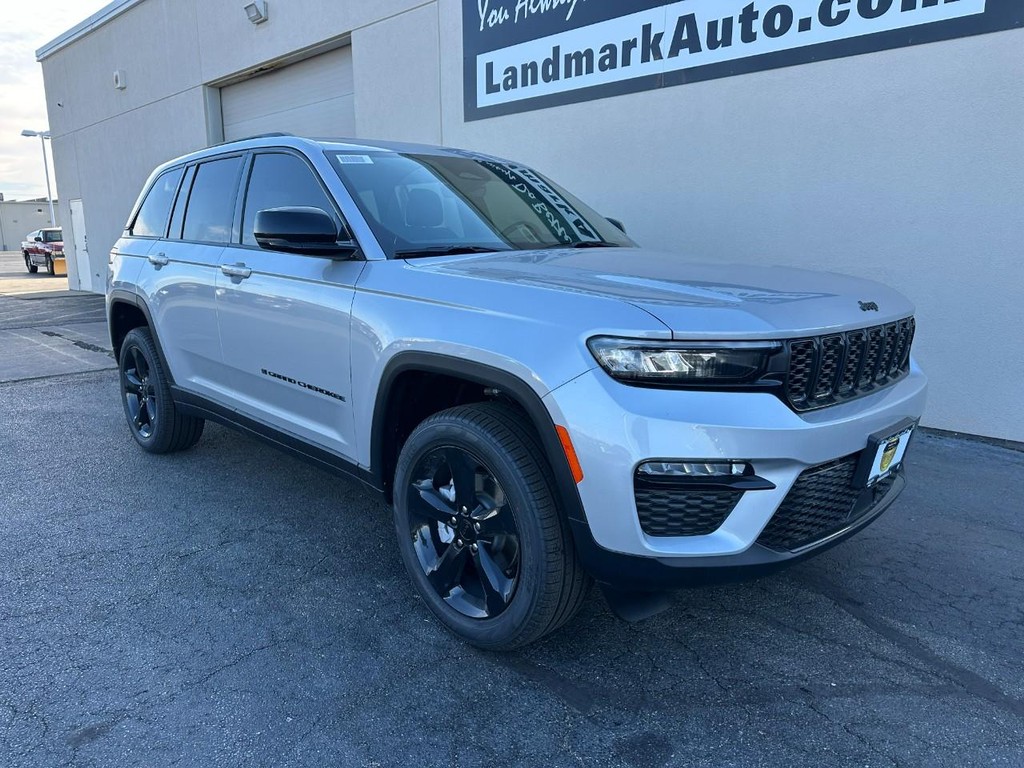 Jeep Grand Cherokee Vehicle Full-screen Gallery Image 2