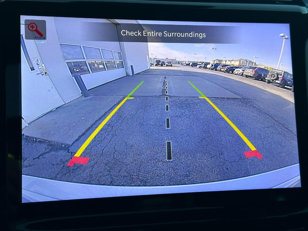 Jeep Grand Cherokee Vehicle Full-screen Gallery Image 17