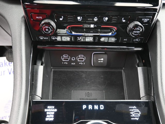 2025 Jeep Grand Cherokee Overland - Photo 15