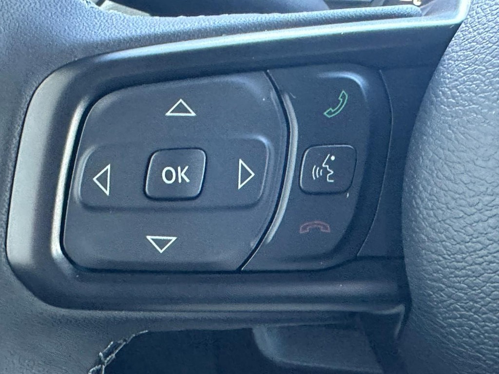 Jeep Wrangler Vehicle Full-screen Gallery Image 11