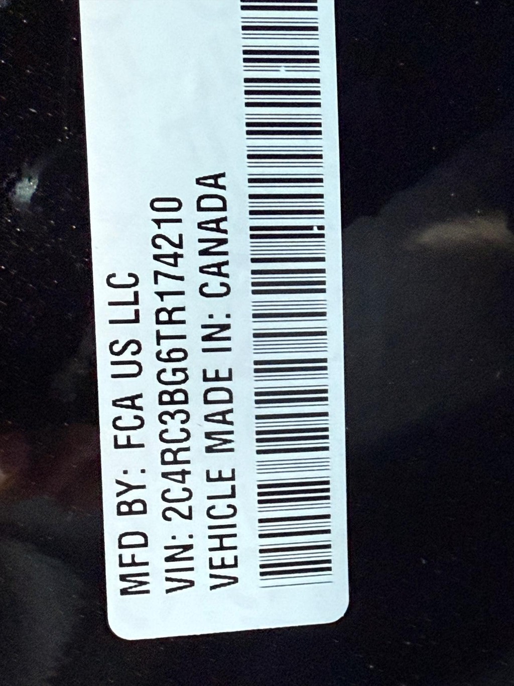 Chrysler Pacifica Vehicle Full-screen Gallery Image 19