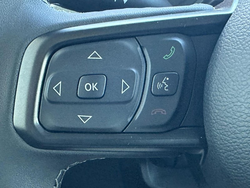 Jeep Wrangler Vehicle Full-screen Gallery Image 13