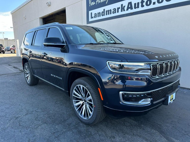 Jeep Wagoneer Vehicle Full-screen Gallery Image 2