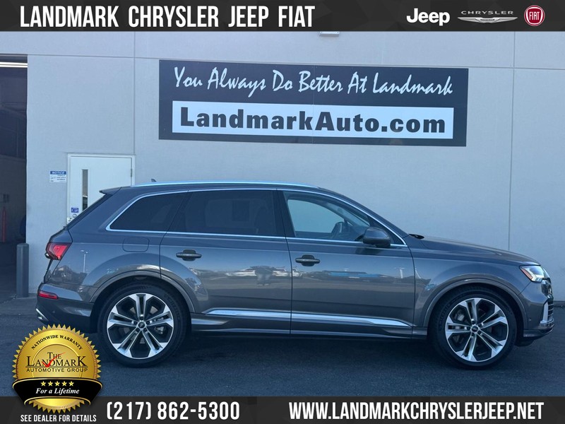 Audi Q7 Vehicle Full-screen Gallery Image 01