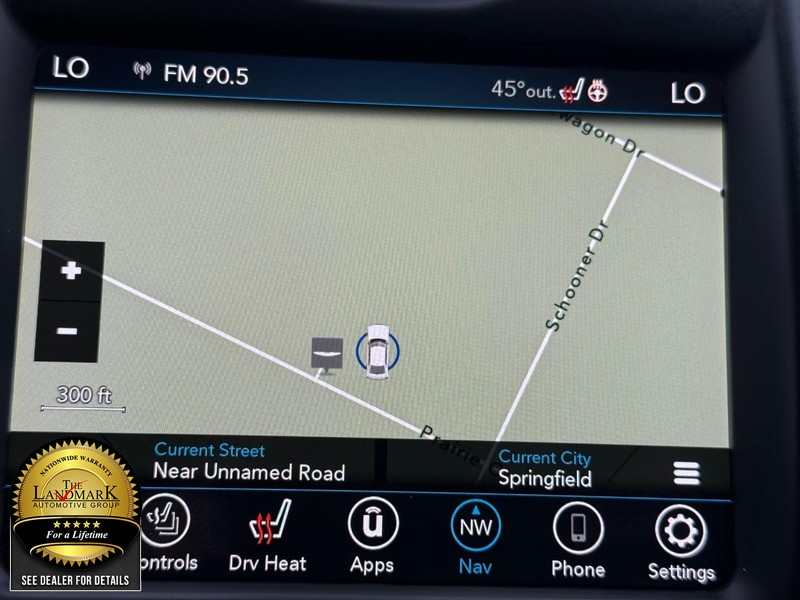 Chrysler 300 Vehicle Full-screen Gallery Image 15