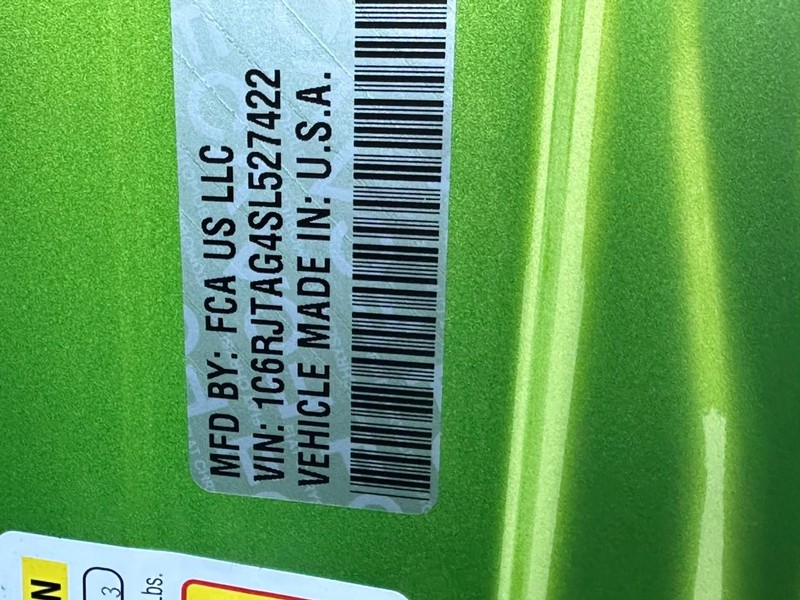 Jeep Gladiator Vehicle Full-screen Gallery Image 17