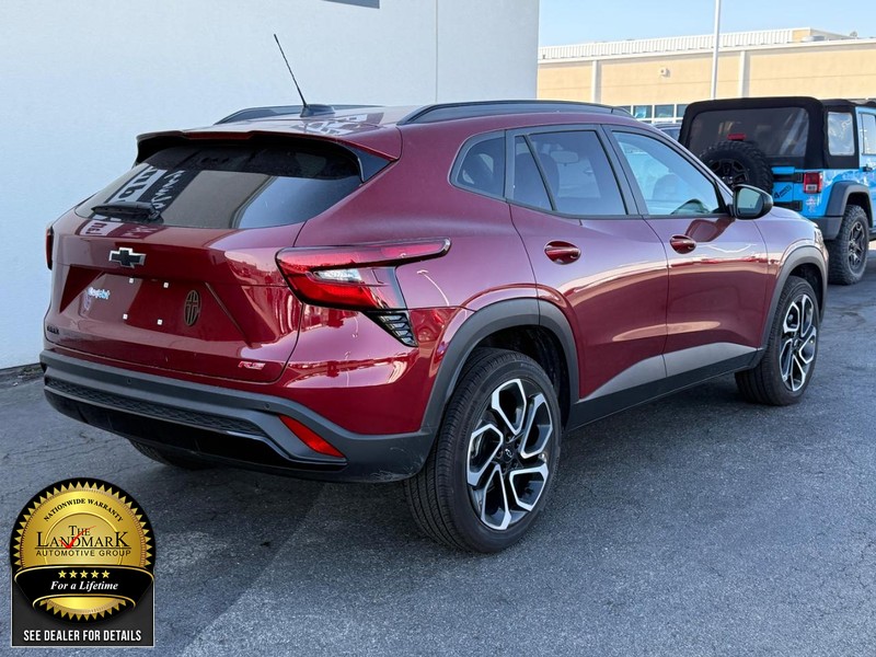 Chevrolet Trax Vehicle Full-screen Gallery Image 03