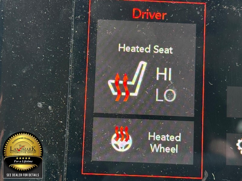 Jeep Grand Cherokee Vehicle Full-screen Gallery Image 14