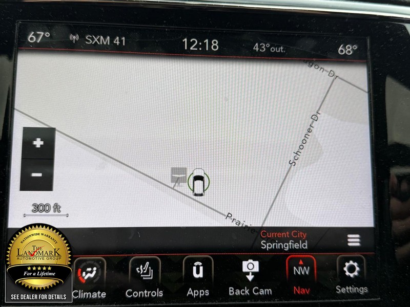 Jeep Grand Cherokee Vehicle Full-screen Gallery Image 15