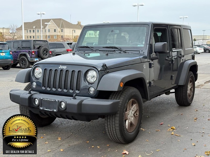 Jeep Wrangler Unlimited Vehicle Full-screen Gallery Image 5