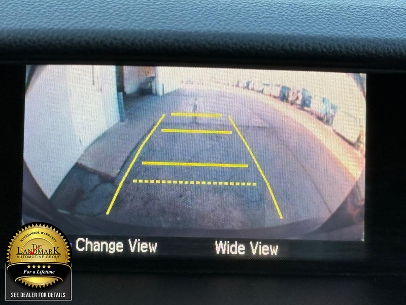 Honda CR-V Vehicle Full-screen Gallery Image 13