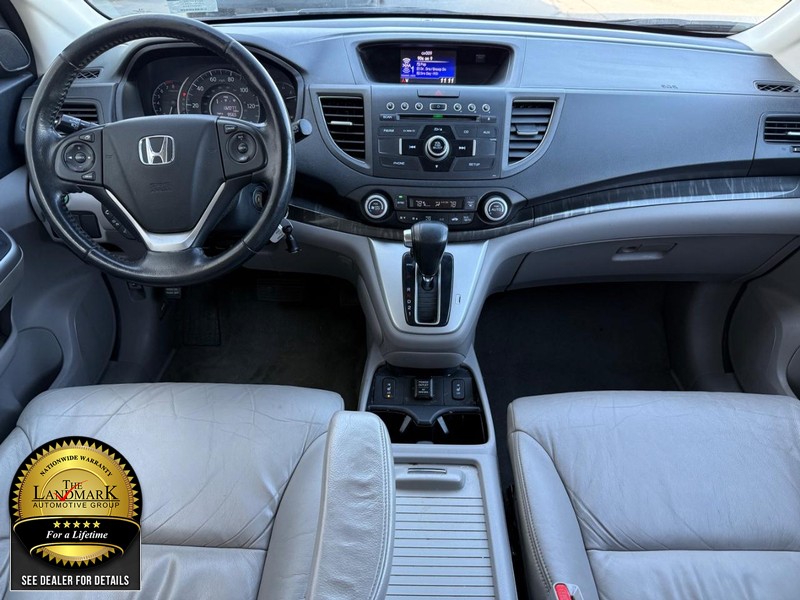 Honda CR-V Vehicle Full-screen Gallery Image 15