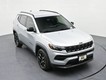 2026 Jeep Compass Latitude thumbnail image 16