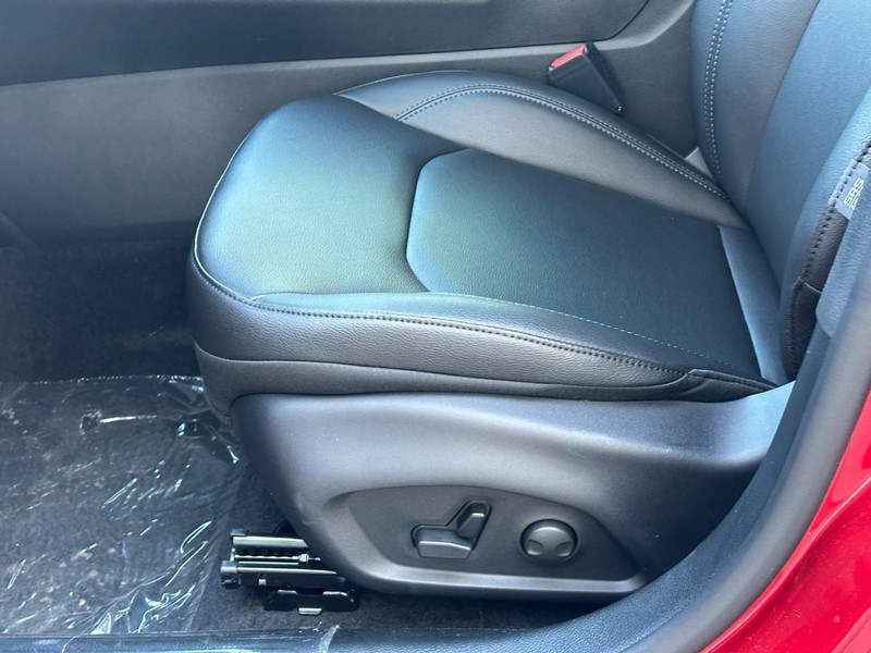 Jeep Compass Vehicle Full-screen Gallery Image 9