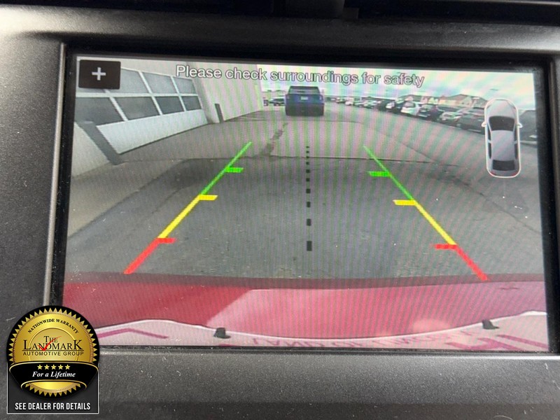 Ford Fusion Vehicle Full-screen Gallery Image 13