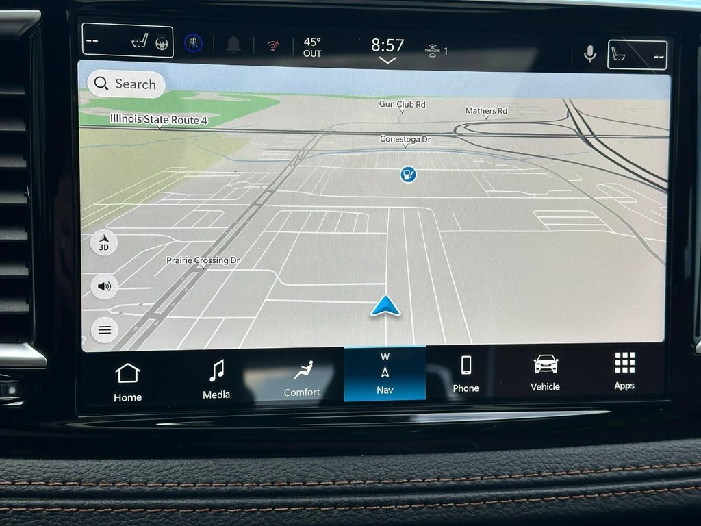 Chrysler Pacifica Vehicle Full-screen Gallery Image 17