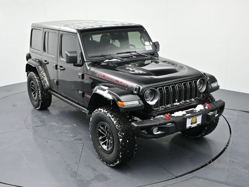 Jeep Wrangler Vehicle Full-screen Gallery Image 12