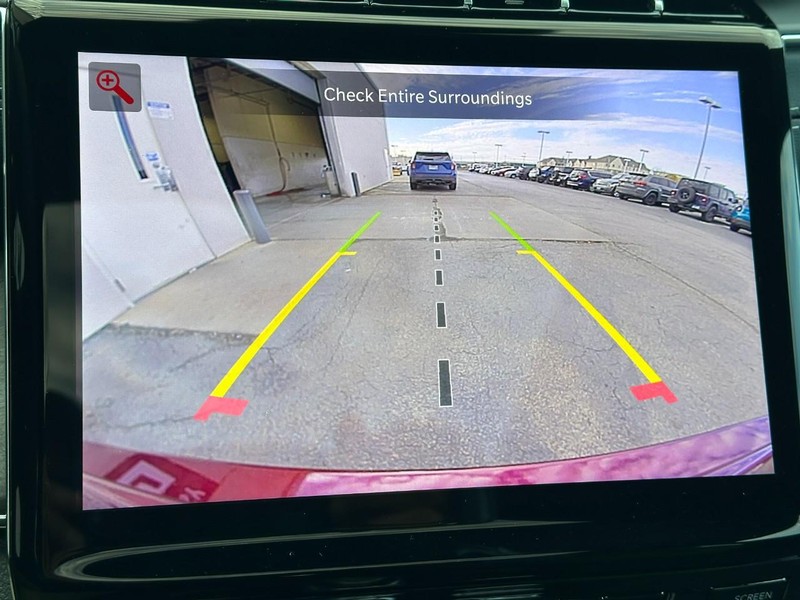 Jeep Grand Cherokee Vehicle Full-screen Gallery Image 16