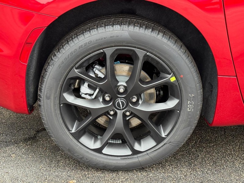 Chrysler Pacifica Vehicle Full-screen Gallery Image 4