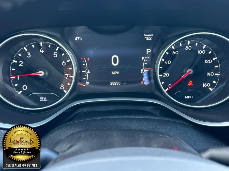 Jeep Compass Vehicle Full-screen Gallery Image 20