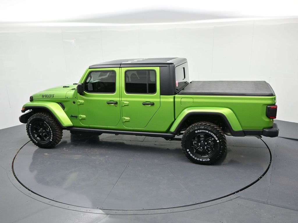 Jeep Gladiator Vehicle Full-screen Gallery Image 16