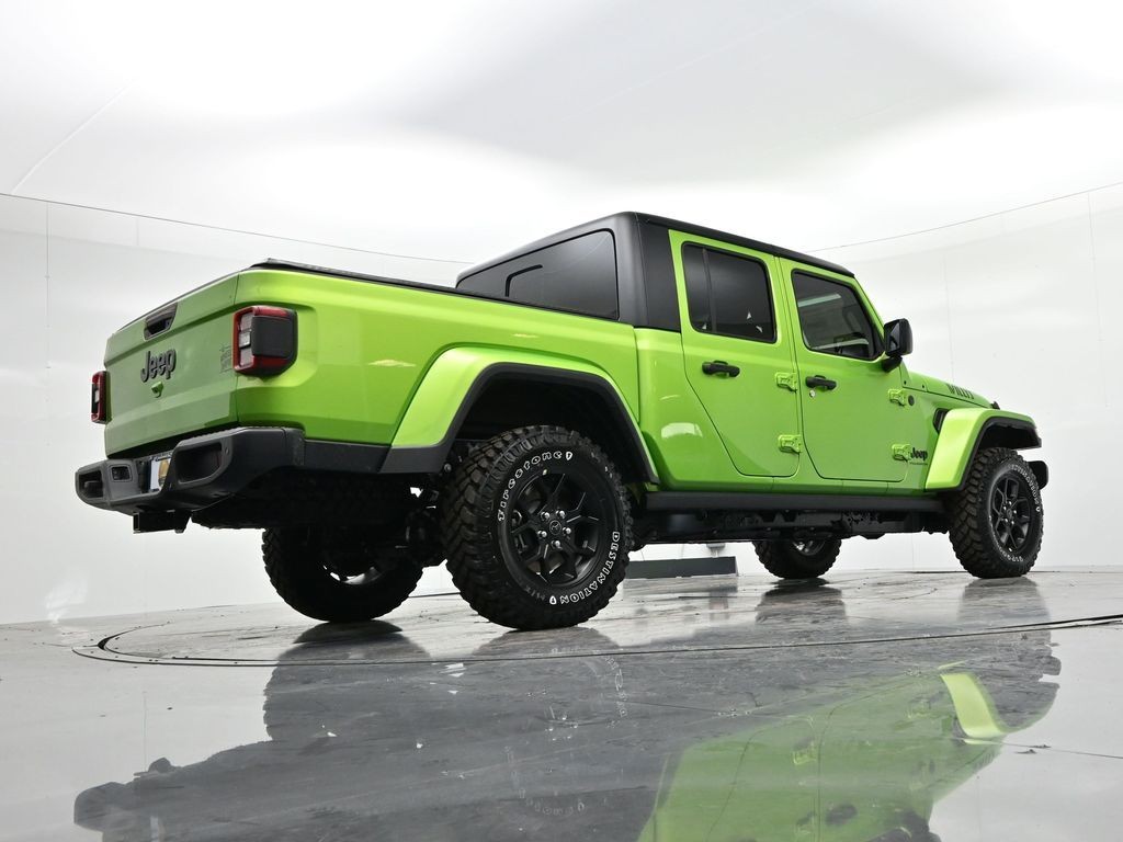 Jeep Gladiator Vehicle Full-screen Gallery Image 19