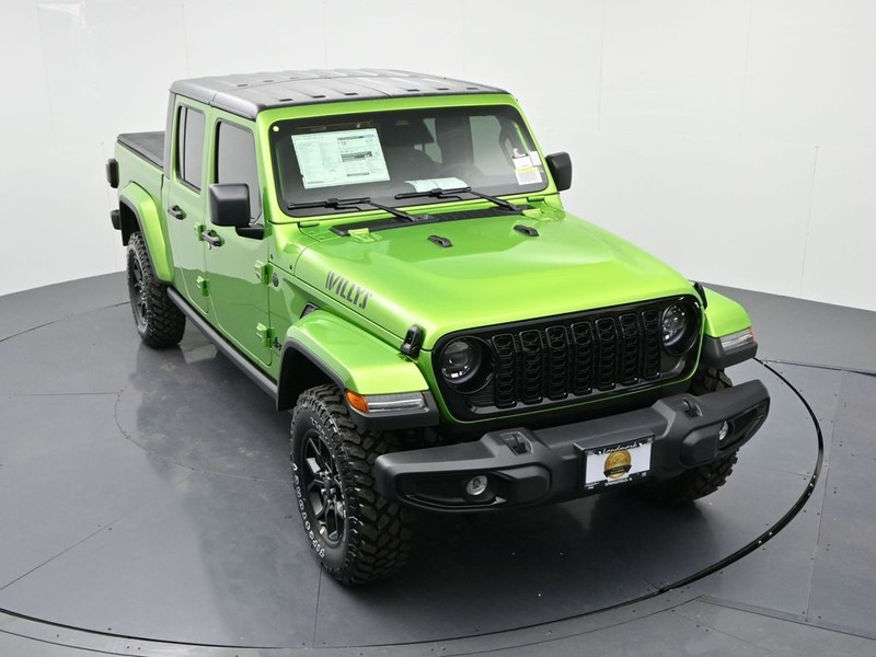 Jeep Gladiator Vehicle Full-screen Gallery Image 12