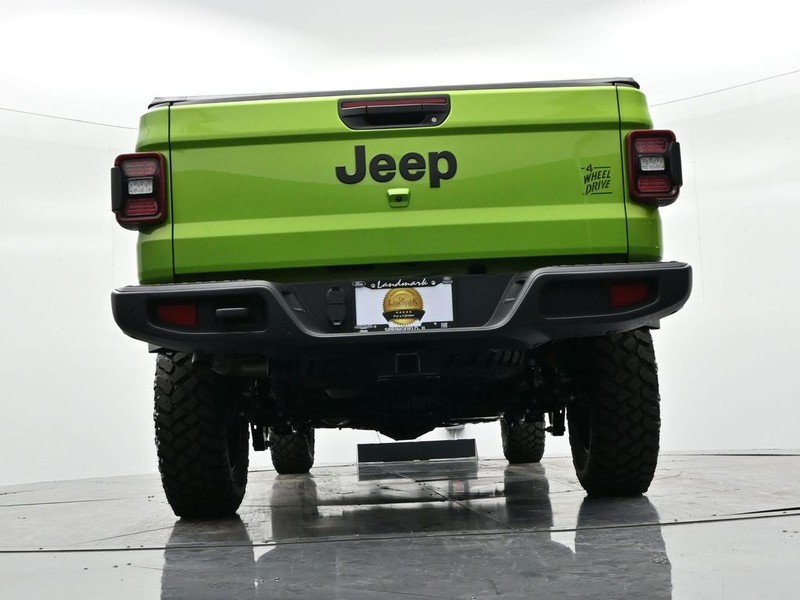 Jeep Gladiator Vehicle Full-screen Gallery Image 17
