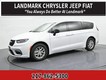 2026 Chrysler Pacifica Select thumbnail image 01