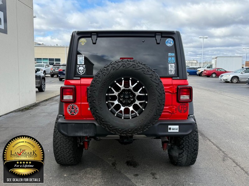 Jeep Wrangler Unlimited Vehicle Full-screen Gallery Image 7