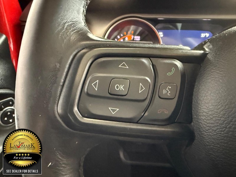 Jeep Wrangler Unlimited Vehicle Full-screen Gallery Image 10