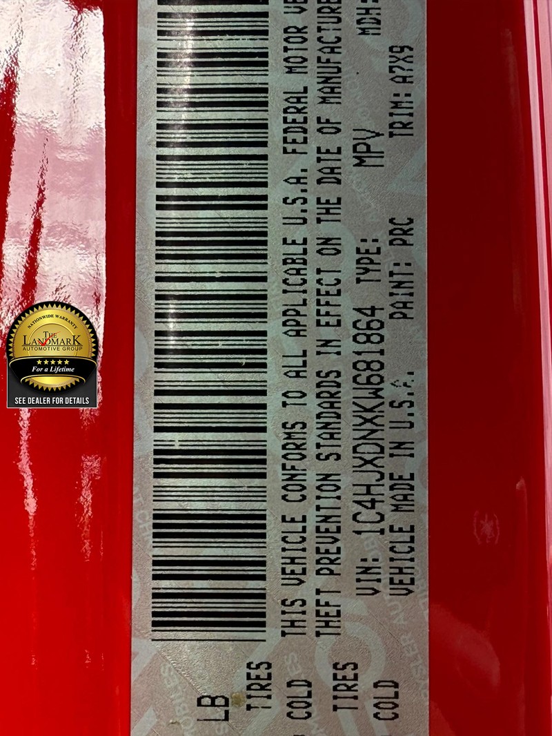 Jeep Wrangler Unlimited Vehicle Full-screen Gallery Image 21