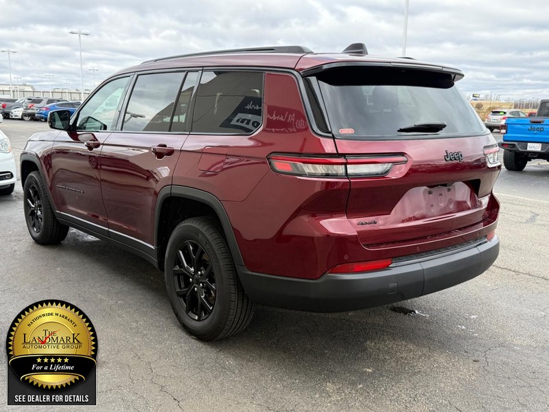 Jeep Grand Cherokee L Vehicle Full-screen Gallery Image 6