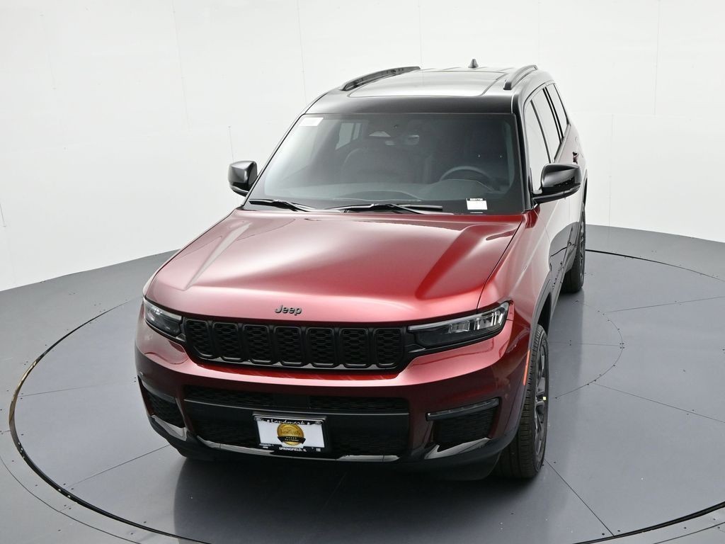 Jeep Grand Cherokee L Vehicle Full-screen Gallery Image 19