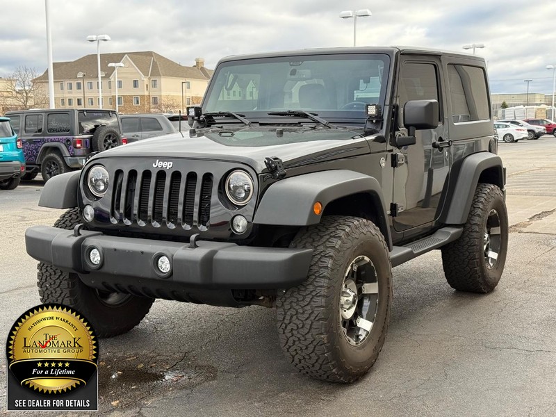 Jeep Wrangler Vehicle Full-screen Gallery Image 5