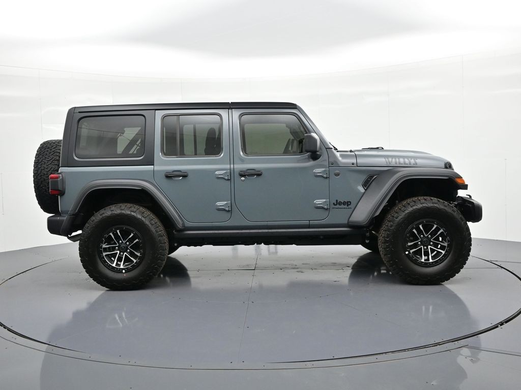 Jeep Wrangler Vehicle Full-screen Gallery Image 5