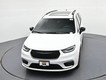 2026 Chrysler Pacifica Select thumbnail image 17