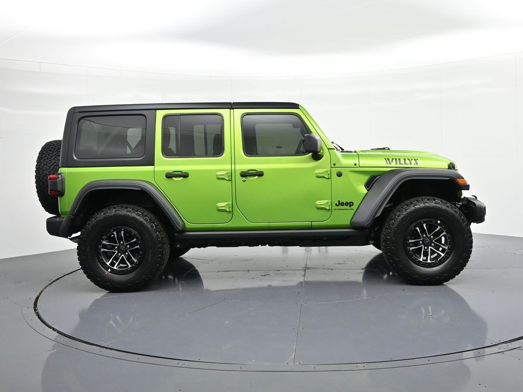 Jeep Wrangler Vehicle Full-screen Gallery Image 5