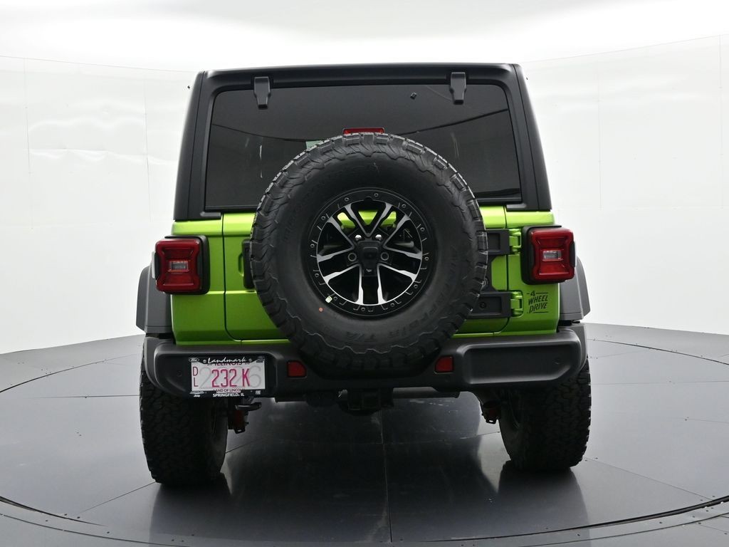 Jeep Wrangler Vehicle Full-screen Gallery Image 7