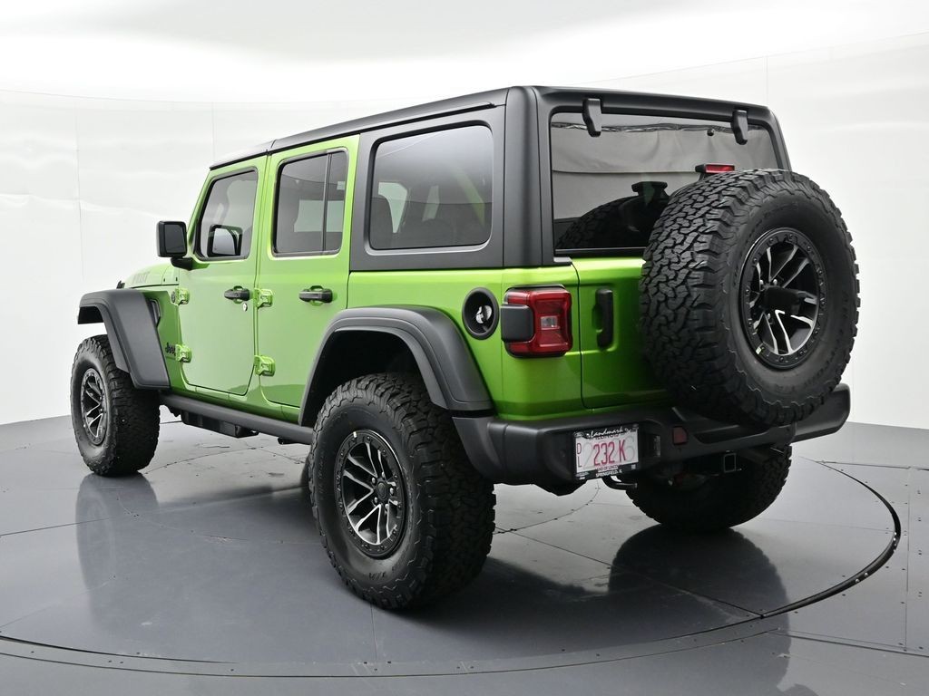 Jeep Wrangler Vehicle Full-screen Gallery Image 8