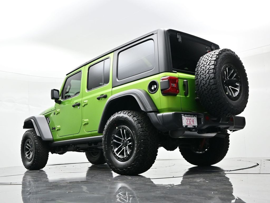 Jeep Wrangler Vehicle Full-screen Gallery Image 27
