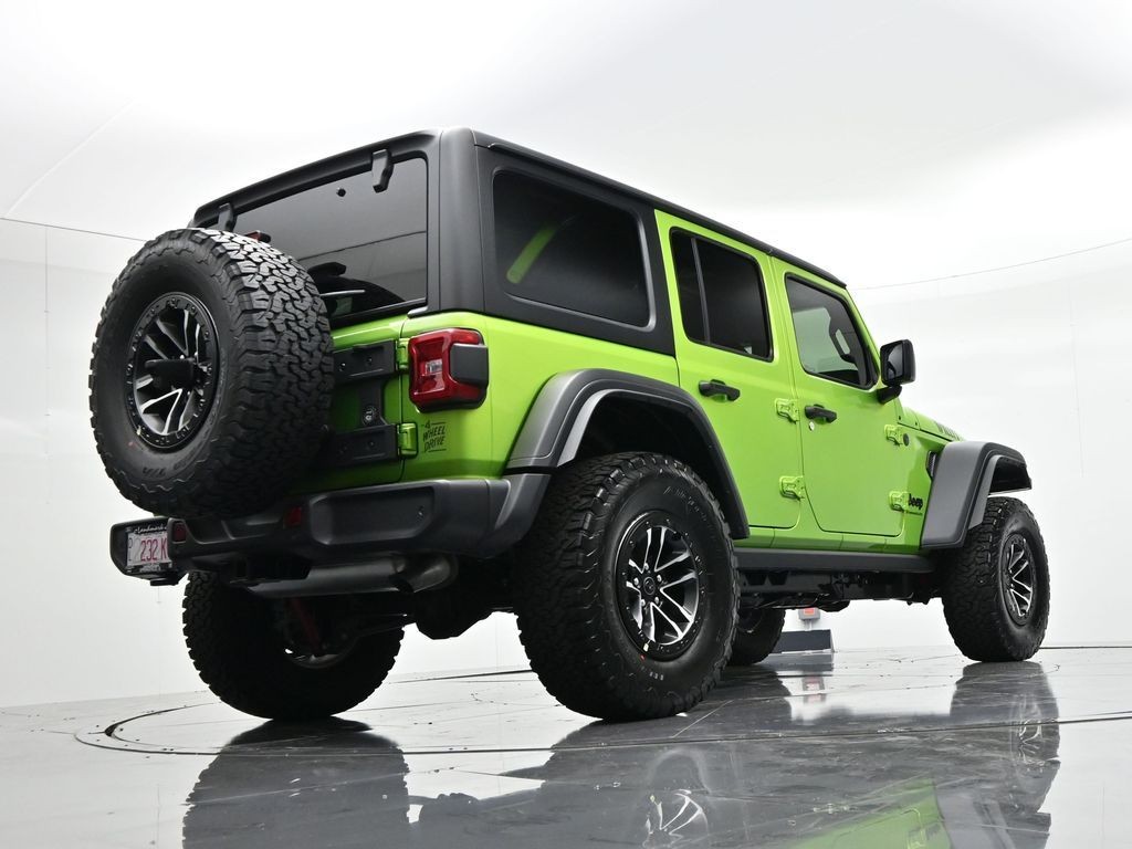 Jeep Wrangler Vehicle Full-screen Gallery Image 29