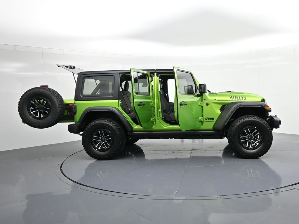 Jeep Wrangler Vehicle Full-screen Gallery Image 31