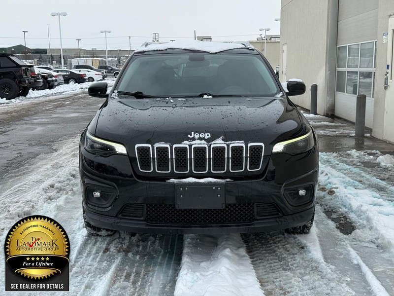 Jeep Cherokee Vehicle Full-screen Gallery Image 4