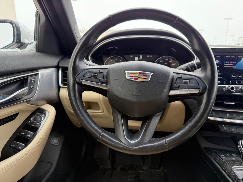 Cadillac CT5 Vehicle Full-screen Gallery Image 19